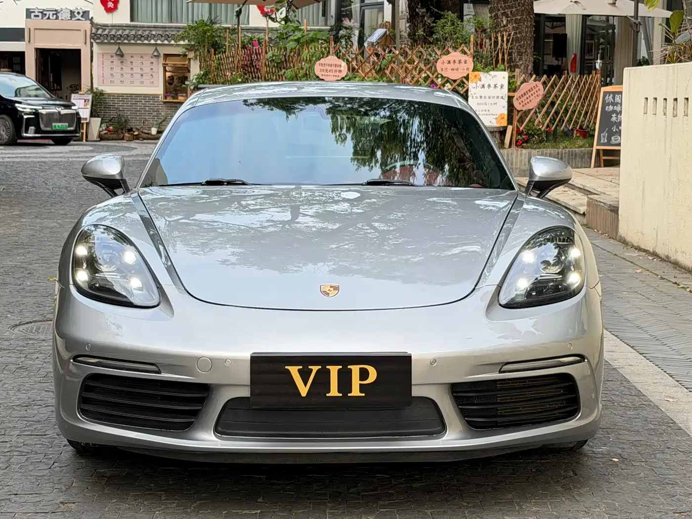 Porsche 718 2018 Cayman 2.0T