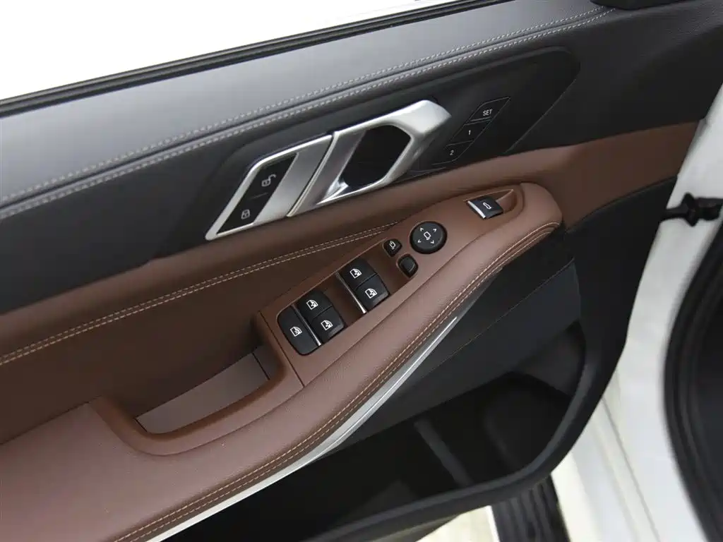 BMW X5 (Import) 2022 xDrive30i M Sport Package фото 8