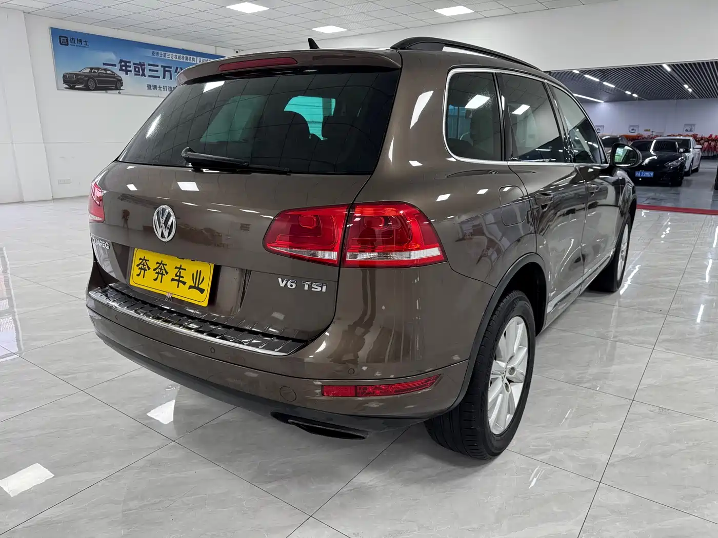 Volkswagen Touareg 2011 3.0TSI Premium фото 6
