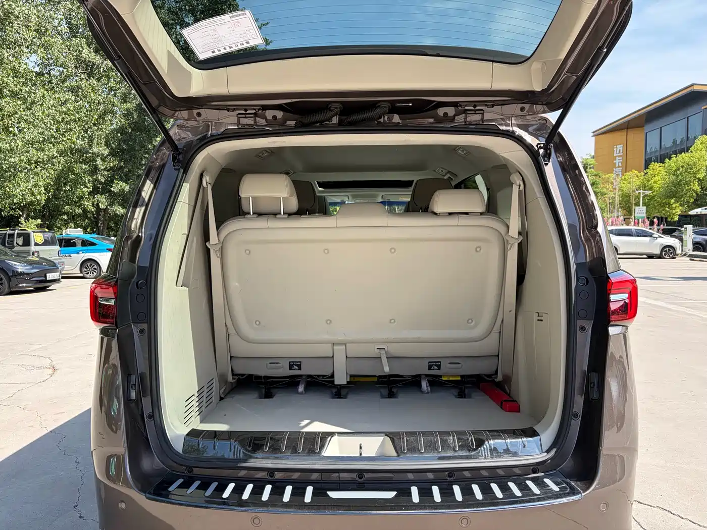 Buick GL8 2021 Land Business Class 652T Luxury фото 18
