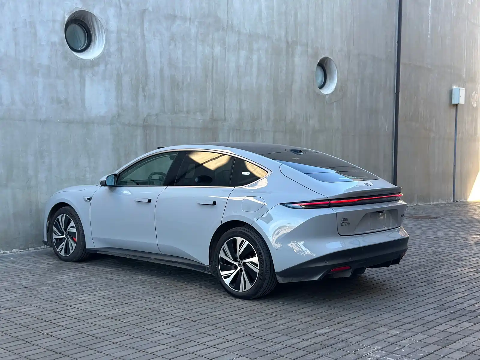 Фото 6 - NIO ET5