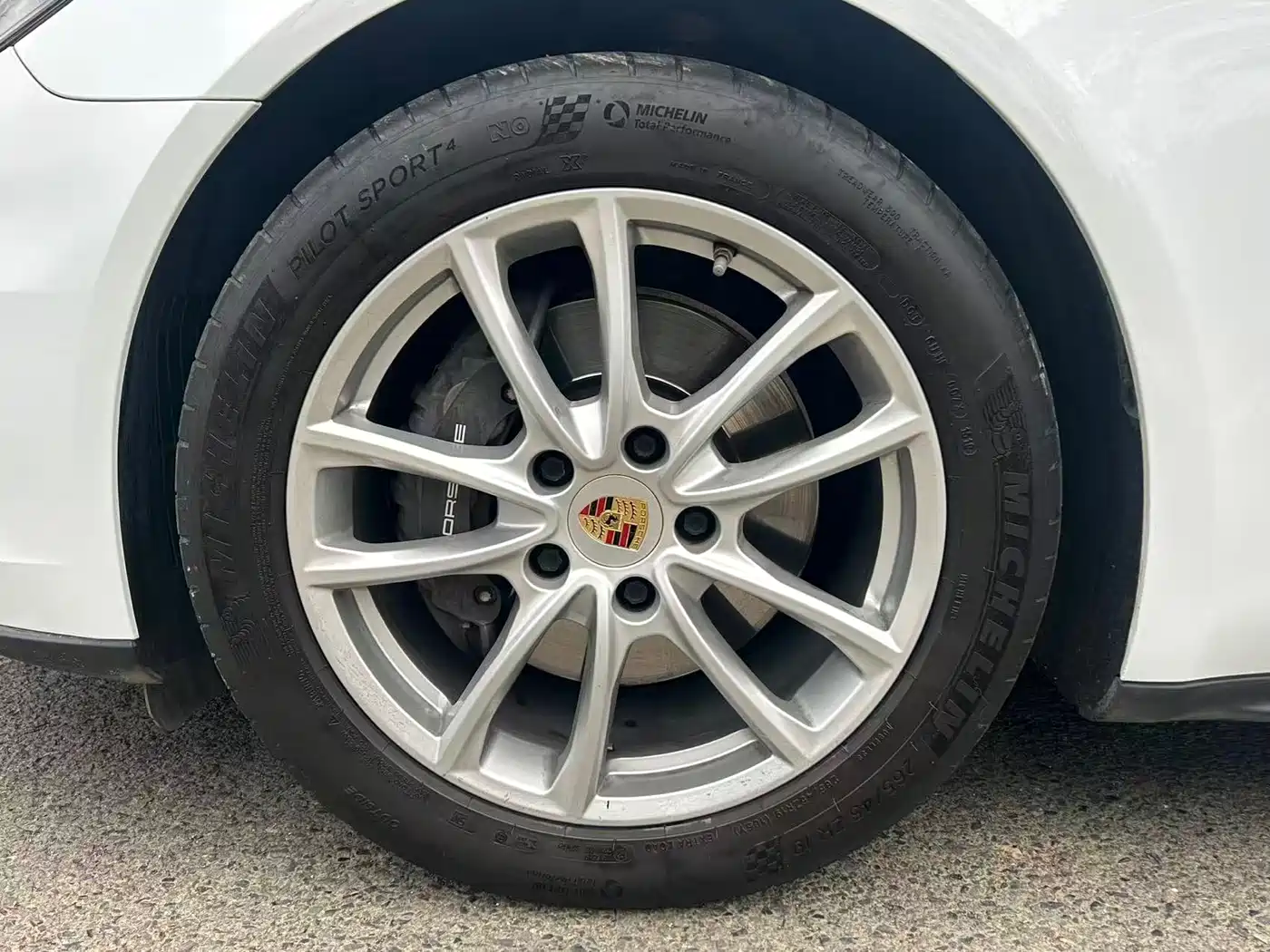 Porsche Panamera 2019 Panamera 2.9T фото 8