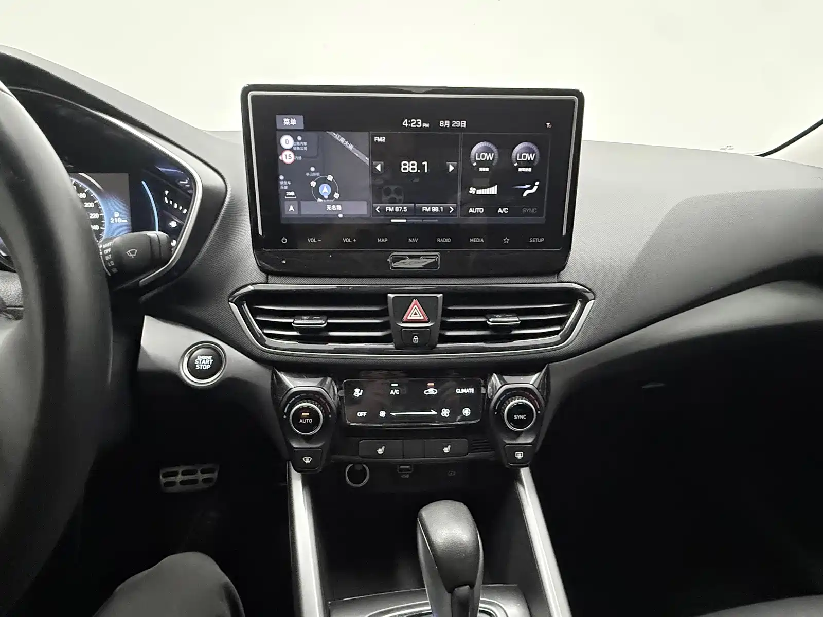 Photo 22 - Hyundai Lafesta