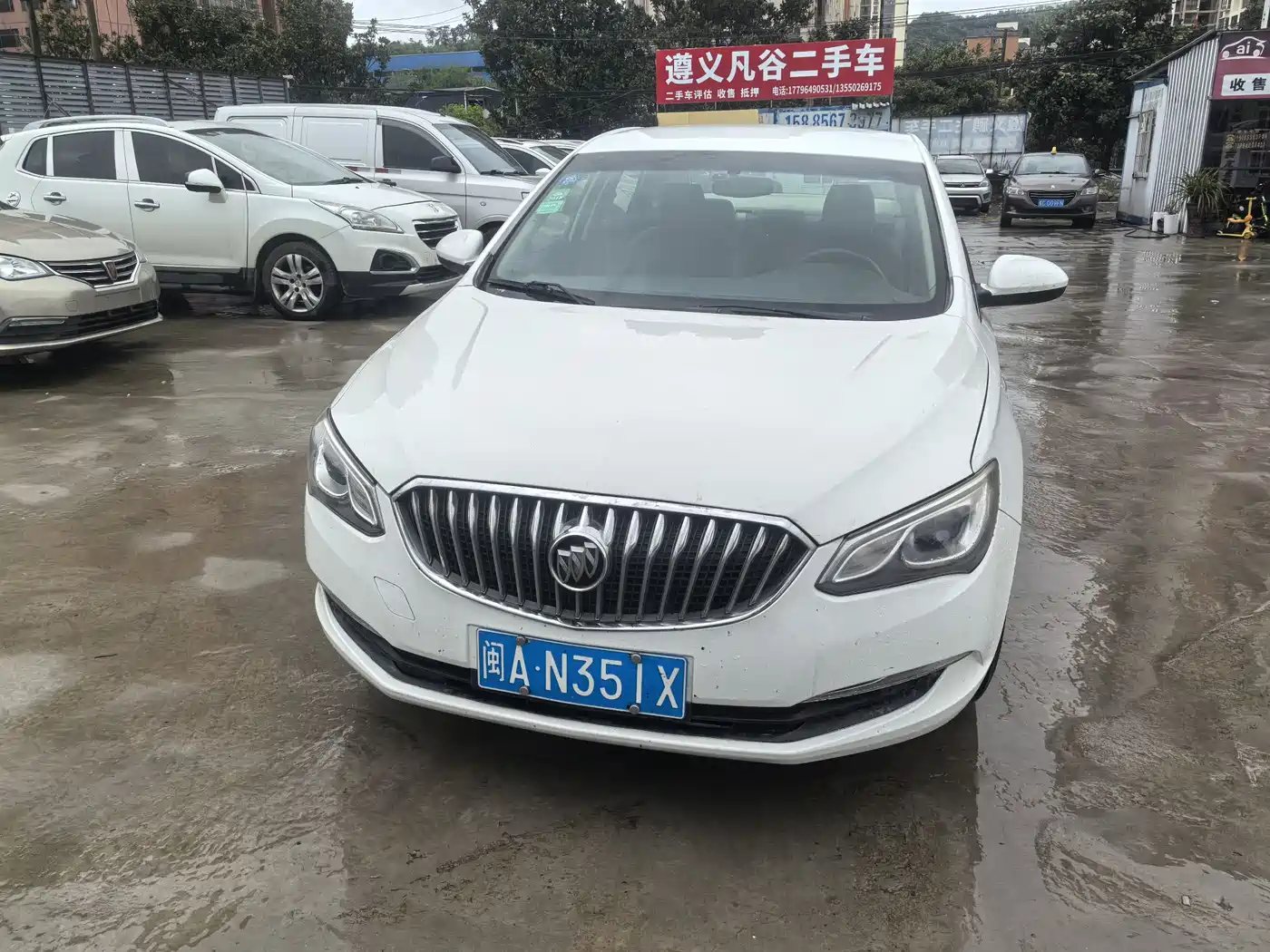 Buick Excelle 2015 15N Automatic Progressive фото 2