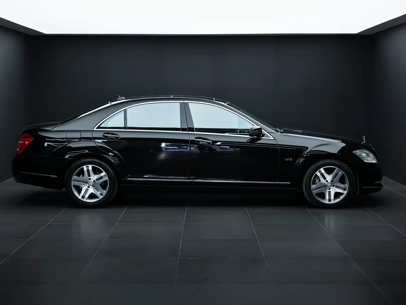 Mercedes-Benz S-Class 2010 S 600 L фото 3