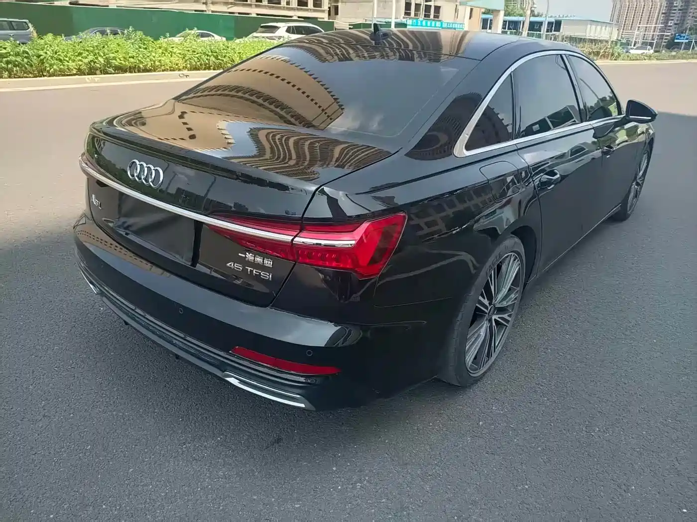 Photo 6 - Audi A6L