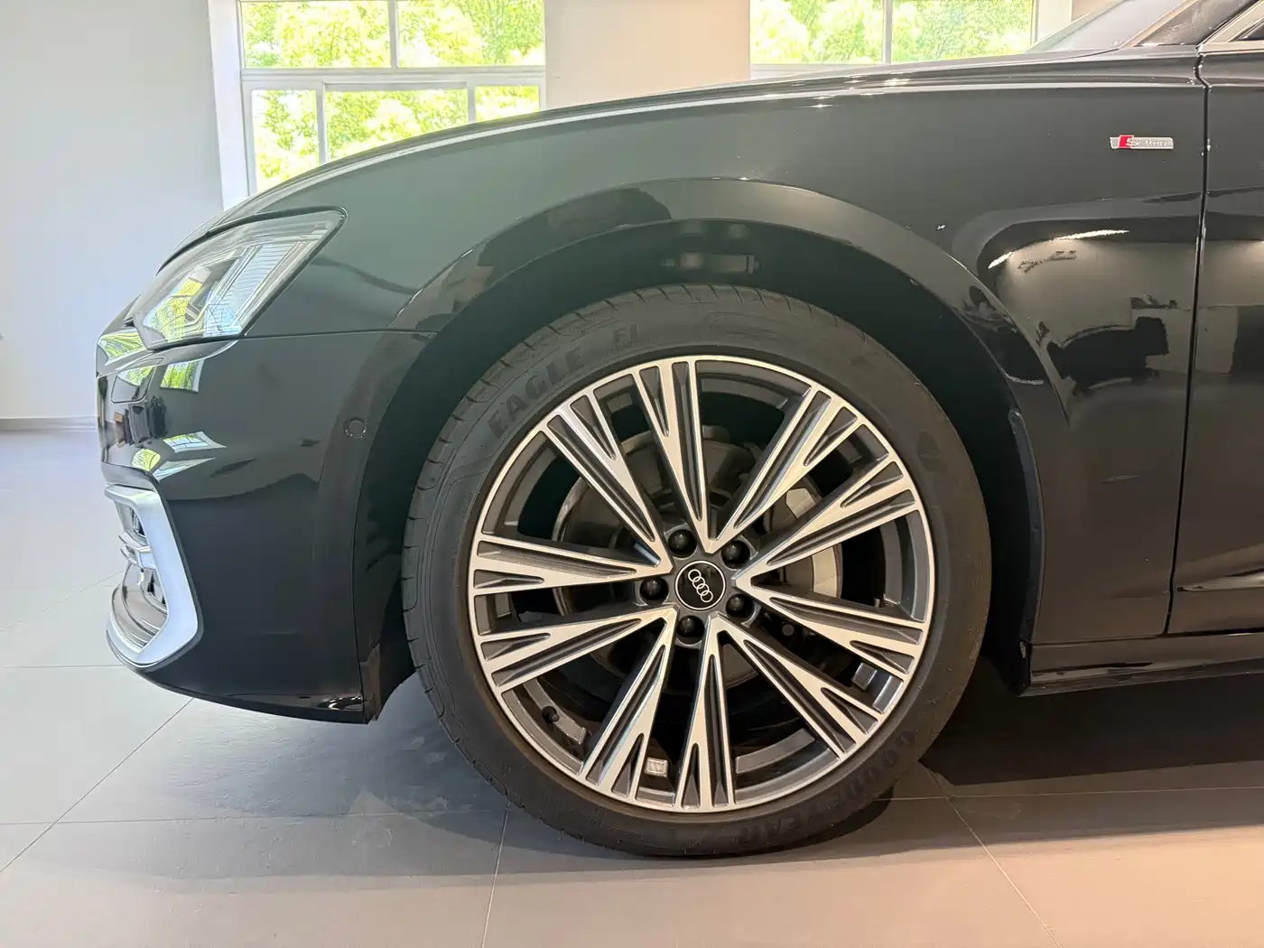 Audi A6L 2025 45 TFSI quattro Premium Sport фото 3