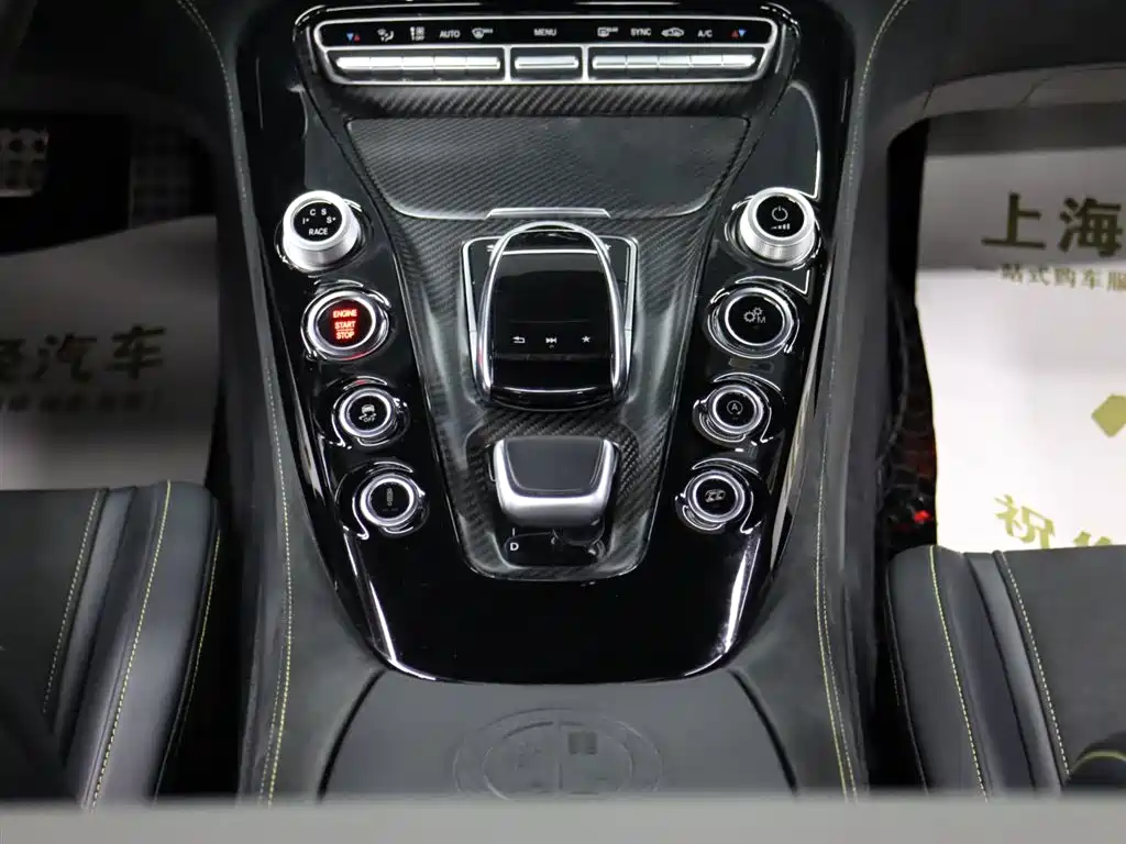 MERCEDES-BENZ AMG GT