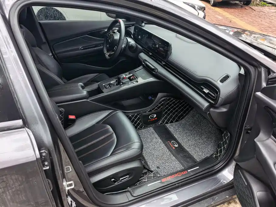 GAC Trumpchi Trumpchi Emkoo 2023 270T DCT J16 Edition фото 8