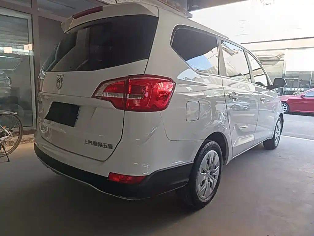 Baojun 730 2019 2019 1.5L Manual Value Edition 7-Seater China VI