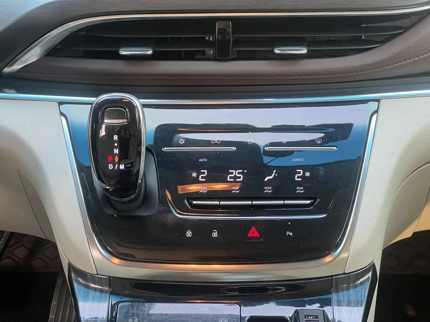 Buick GL8 2023 Model Land Business Class Smart фото 16