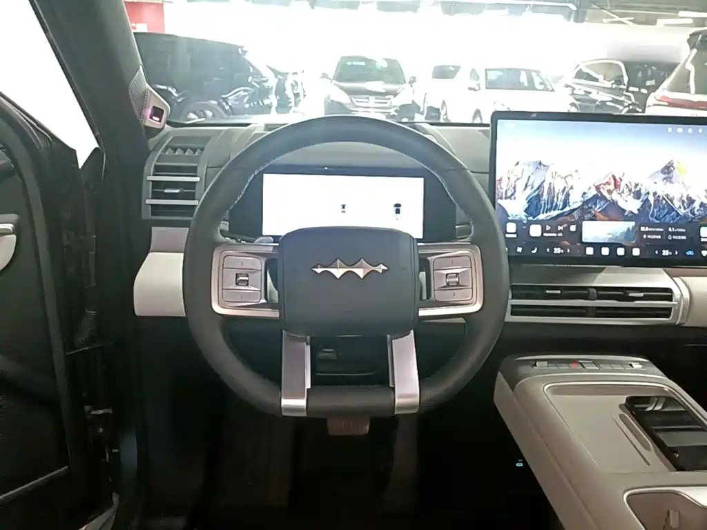 Fang Cheng Bao Titanium 7 2026 2025 AWD Base Model