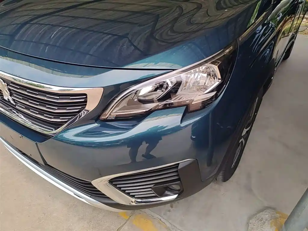 Peugeot 5008 2017 380THP 5-Seat Elite Edition фото 24