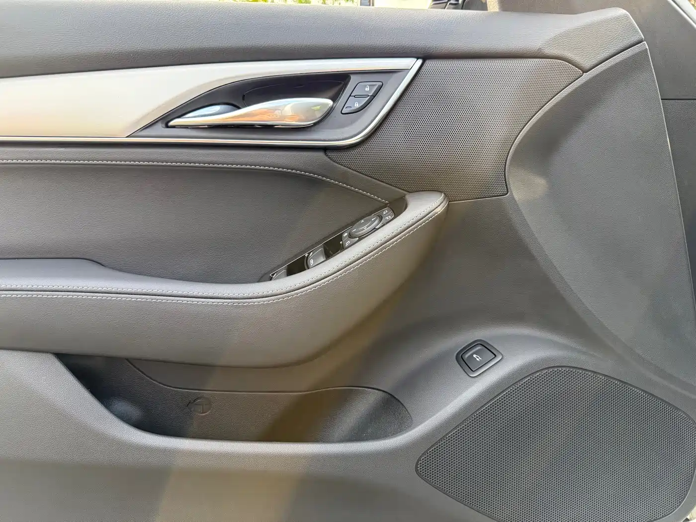Cadillac CT5, миниатюра 16