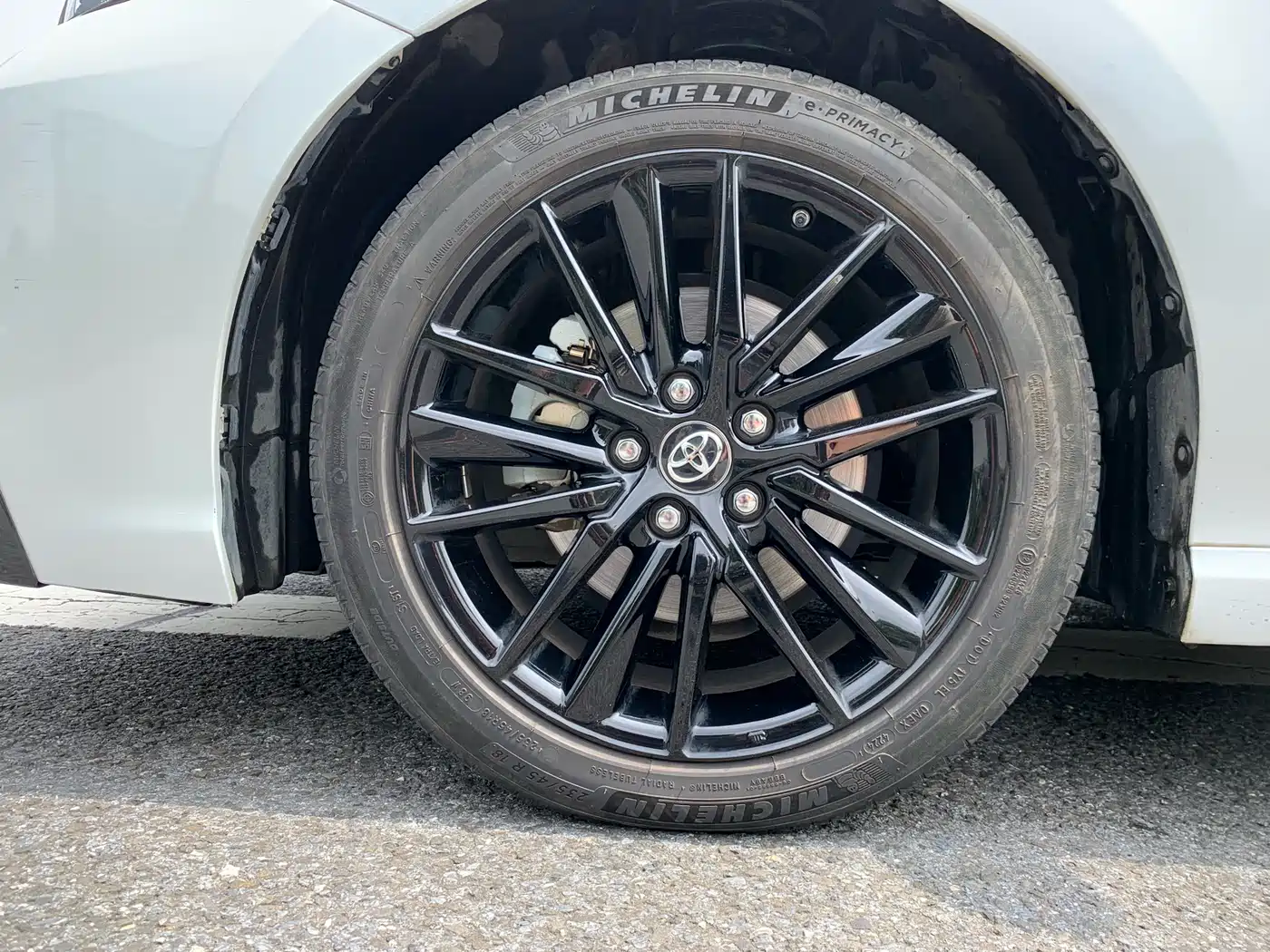 Toyota Camry 2023 2.0S Knight Edition фото 11