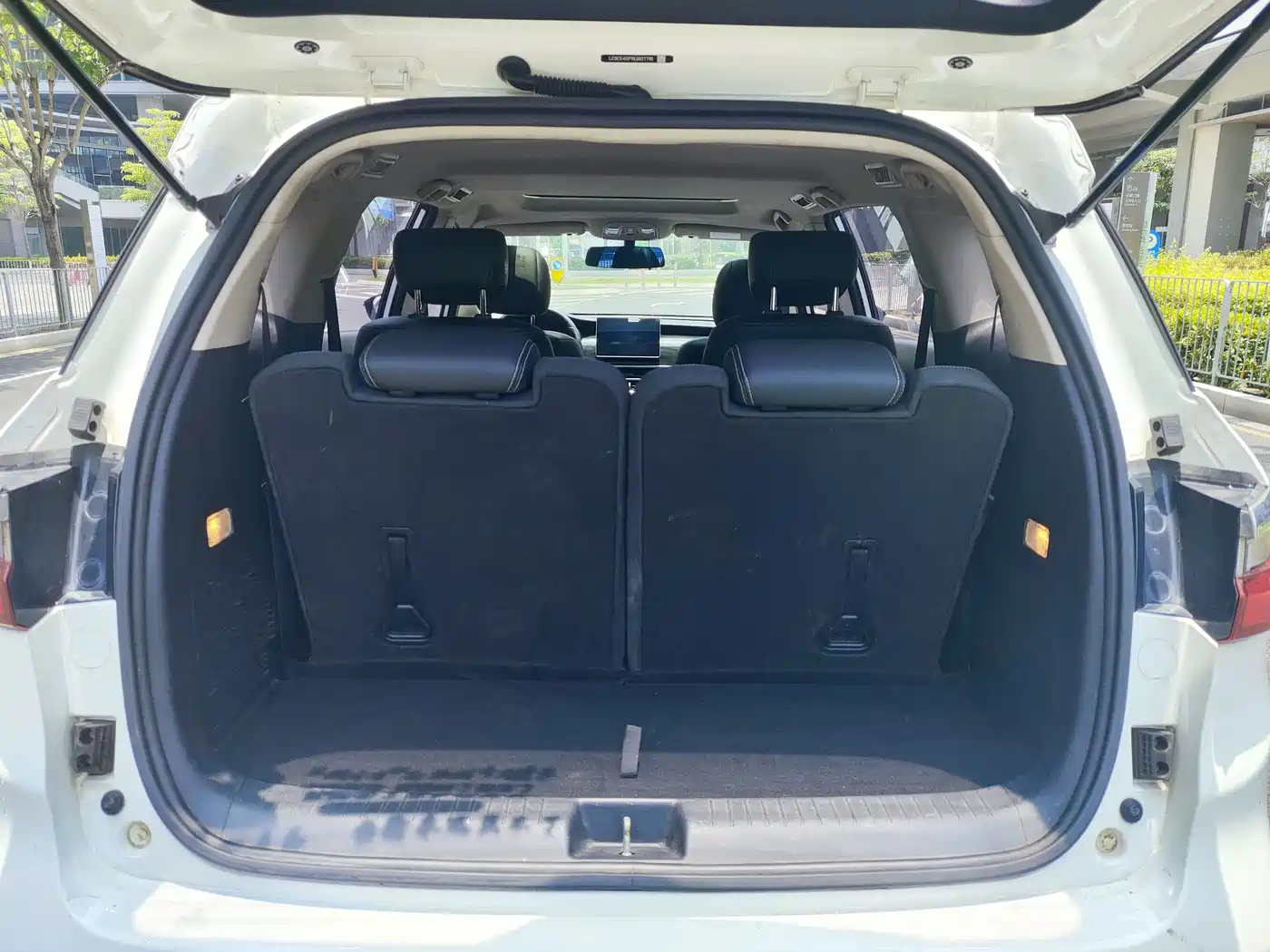 BYD Song MAX 2019 1.5T Auto Smart Connected Sunroof 6-seater China VI фото 14