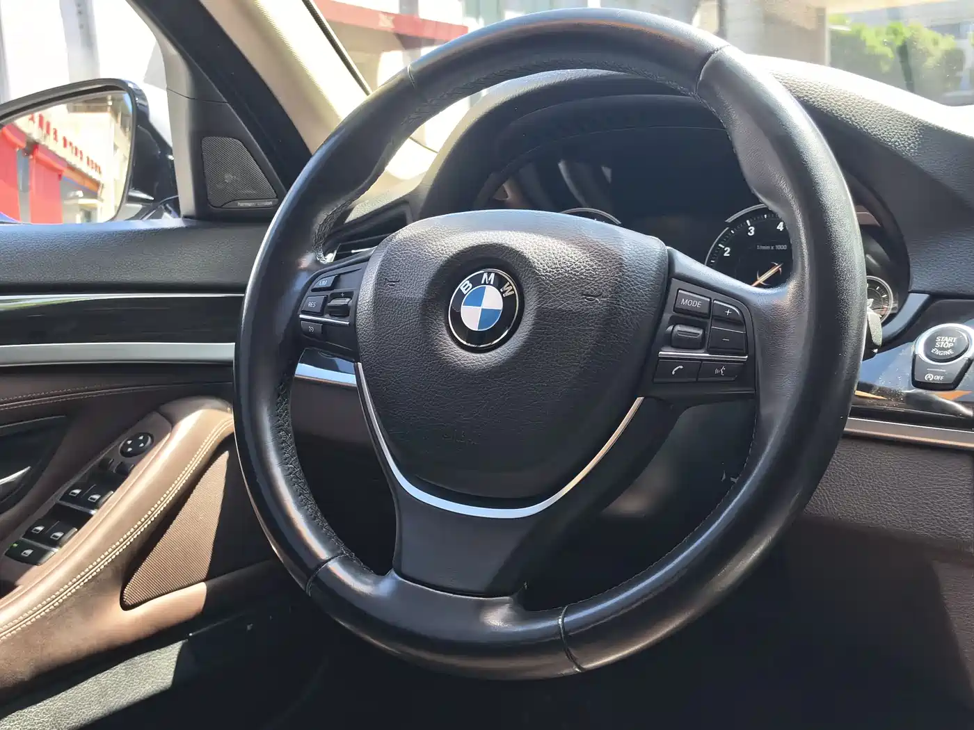 BMW 5 Series 2017 525Li Luxury Design Package фото 11