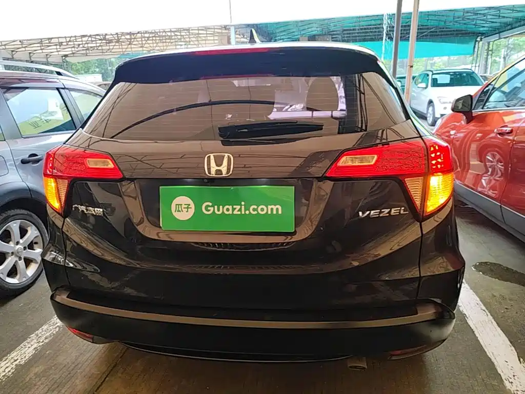Photo 6 - Honda Vezel