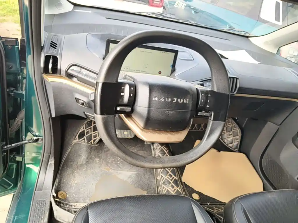 Фото 11 - Baojun KiWi EV