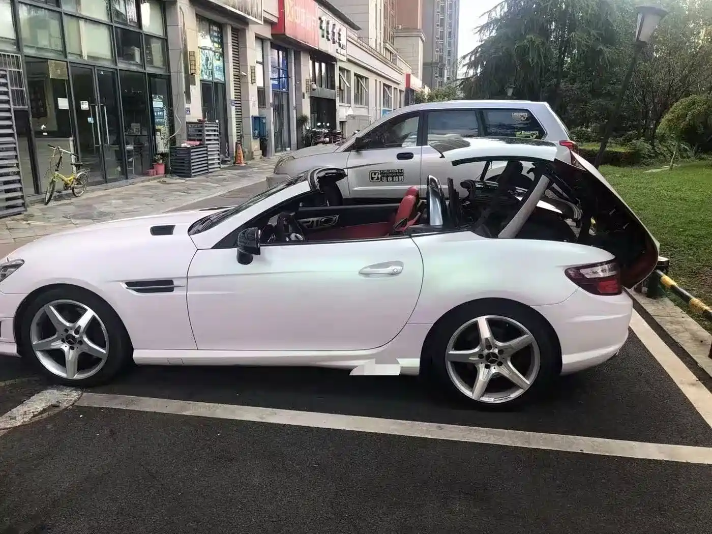 Mercedes-Benz SLK-Class 2012 2011 SLK 200 Luxury Sport