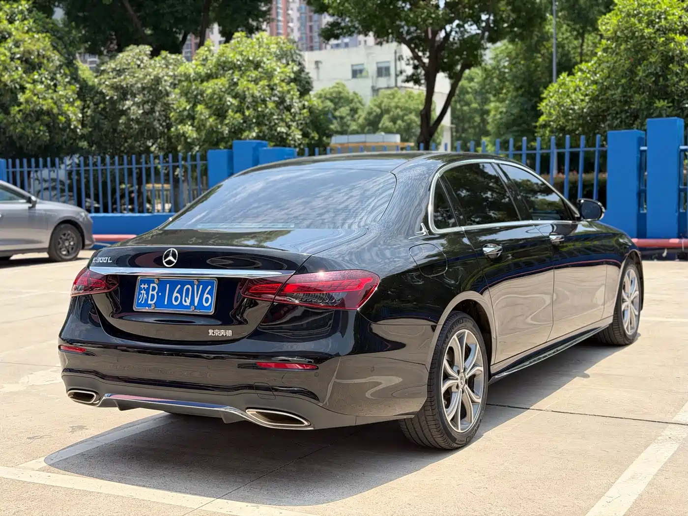 Mercedes-Benz E-Class 2023 Facelift E 300 L Sport Luxury фото 18