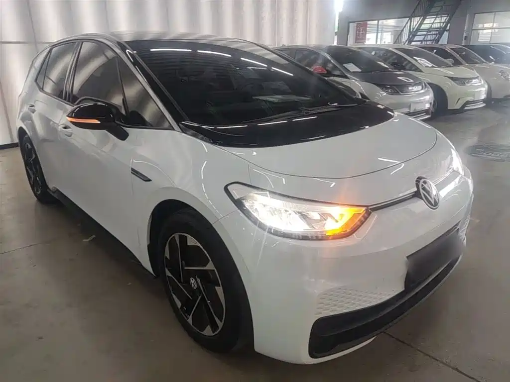 Volkswagen ID.3 2023 Pure Smart Edition фото 4