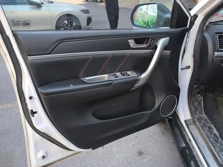 Haval M6 2017 2017 1.5T Manual 2WD Urban