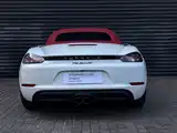 Photo 5 - Porsche 718
