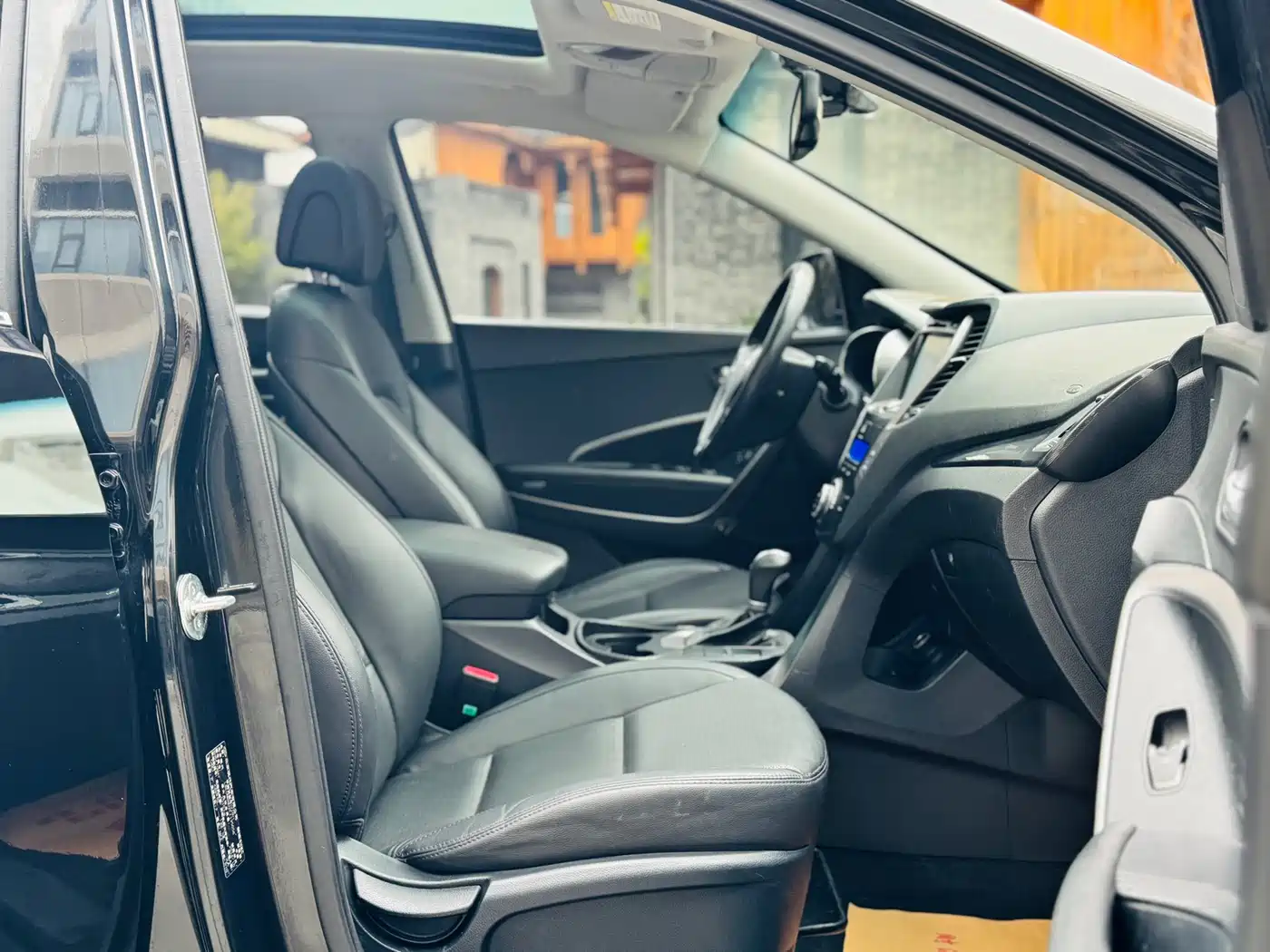 Hyundai Santa Fe 2013 Model 2.4L Automatic 2WD Smart фото 13