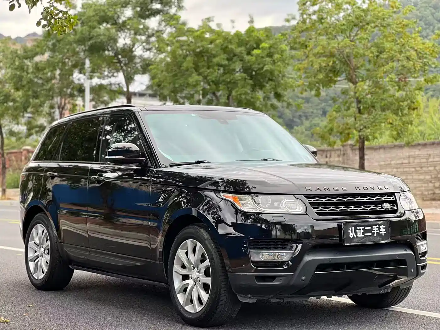 Land Rover Range Rover Sport фото 3