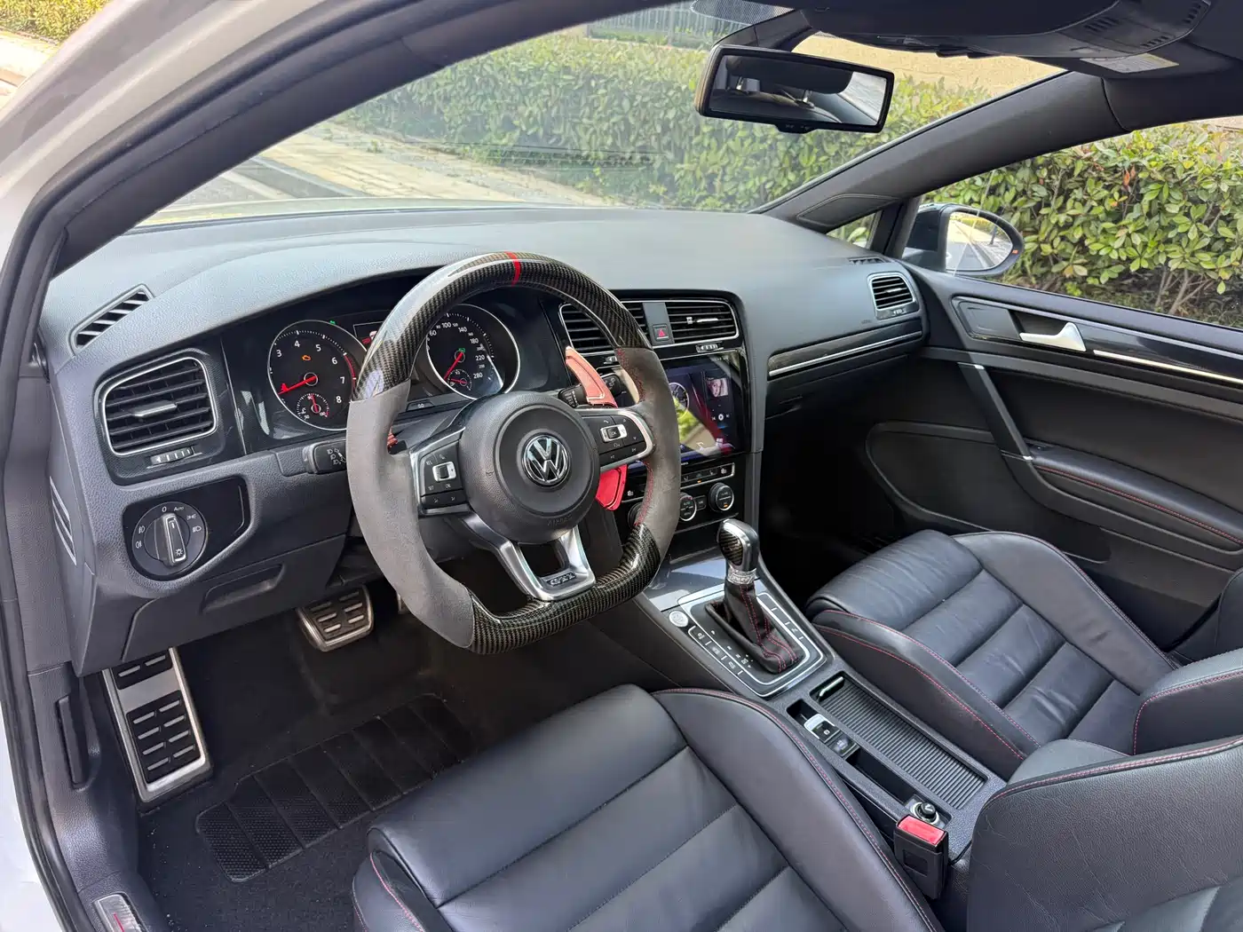 Volkswagen Golf GTI 2016 2.0TSI GTI фото 8
