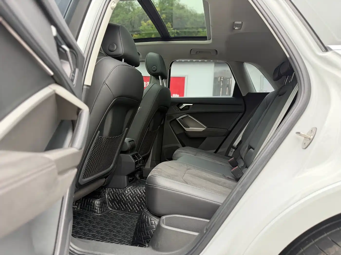 Audi Q3 2023 35 TFSI Fashion Dynamic (1.4T) фото 11