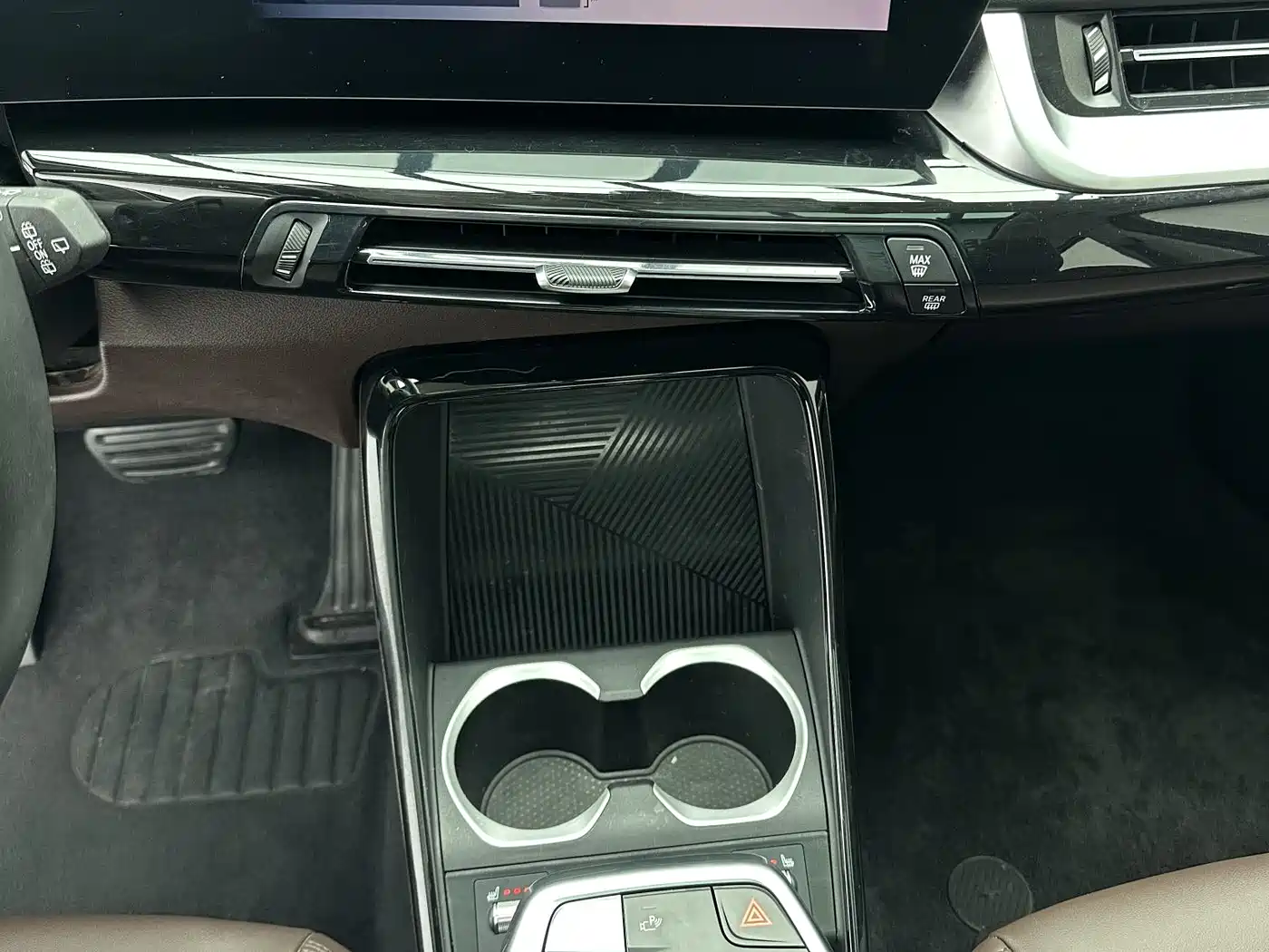 BMW X1 2023 sDrive20Li X Design Package фото 14