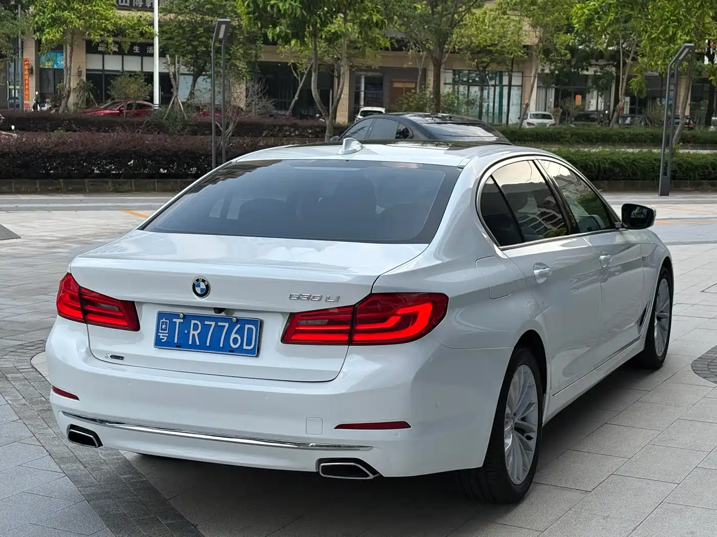 BMW 5 Series 2018 Facelift 530Li xDrive Luxury Package фото 2