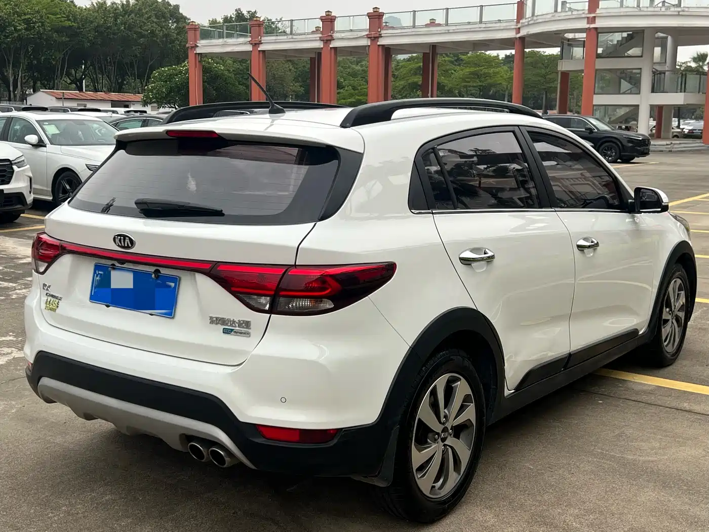 Kia KX CROSS 2018 1.6L Automatic Smart Sunroof Edition фото 5