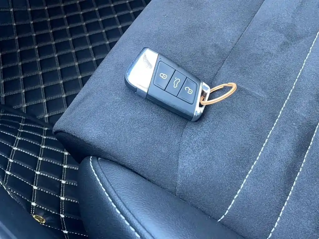 Volkswagen Magotan 2020 380TSI DSG Luxury фото 14