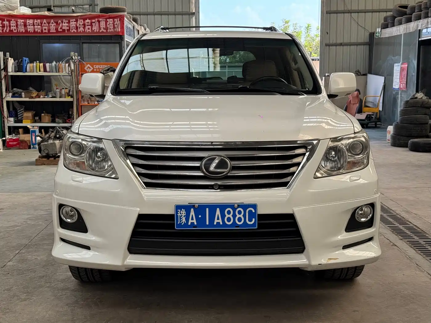 Lexus LX 2011 2012 Model 570