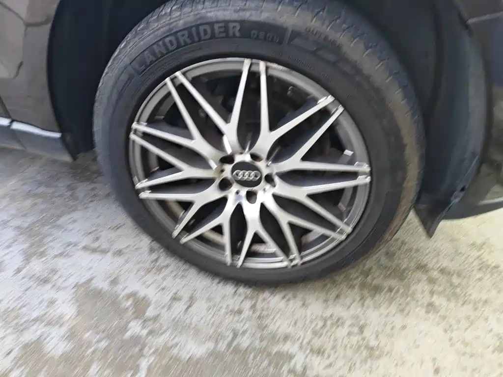 صورة 24 - Audi Q5