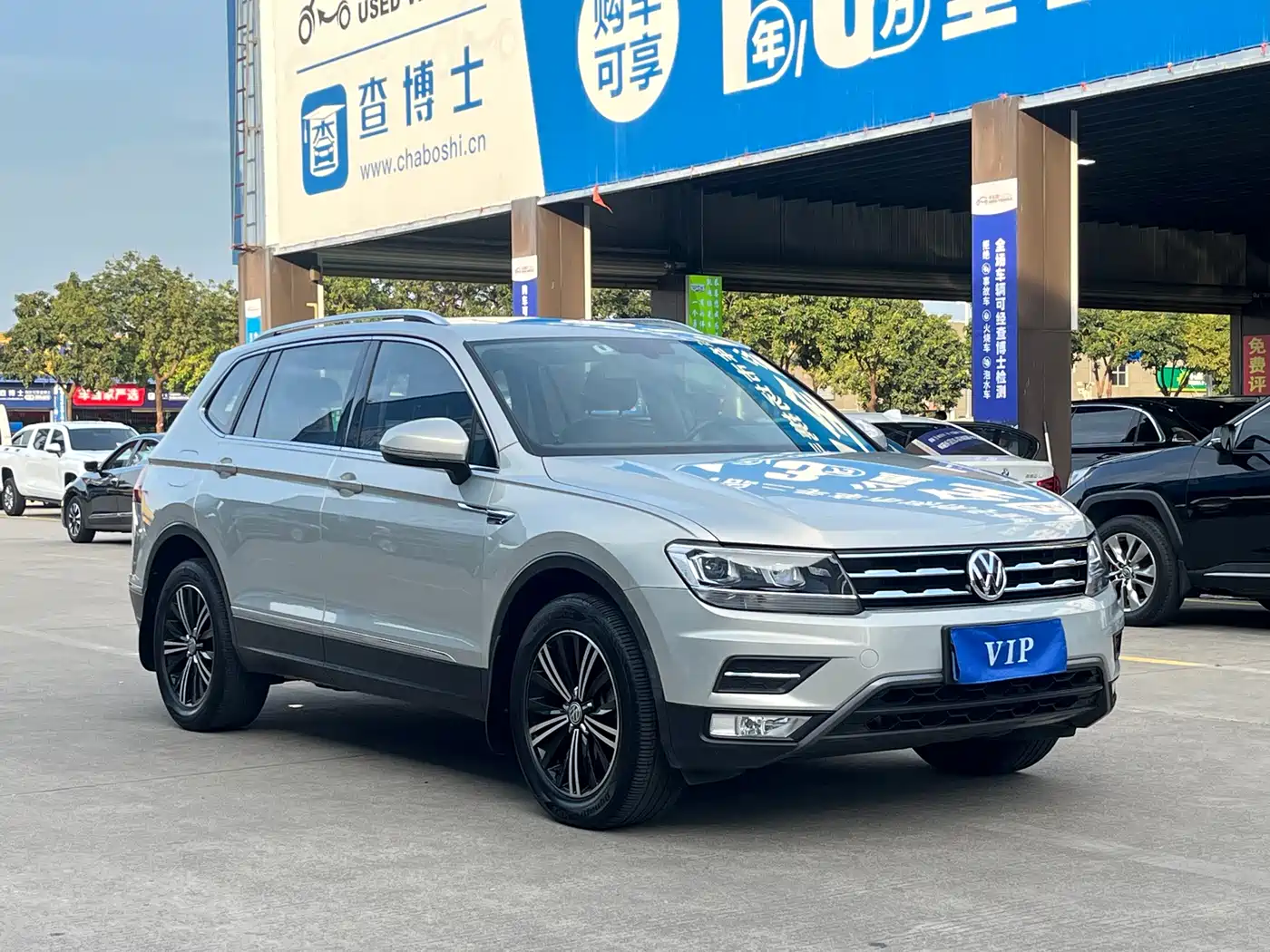 Volkswagen Tiguan L 2019 330TSI Automatic 2WD Panorama Comfort Edition China VI фото 3
