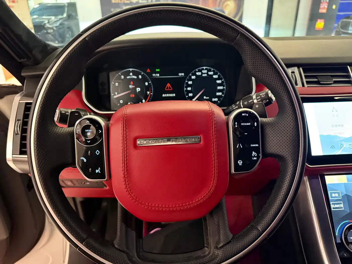 Land Rover Range Rover Sport 2016 Model 3.0 SC V6 HSE DYNAMIC фото 12
