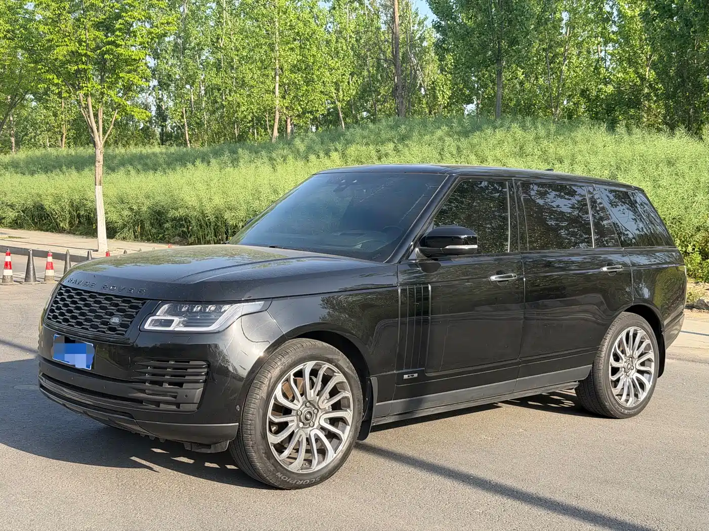 Land Rover Range Rover 2020 3.0 L6 Supreme Creation Extended Version