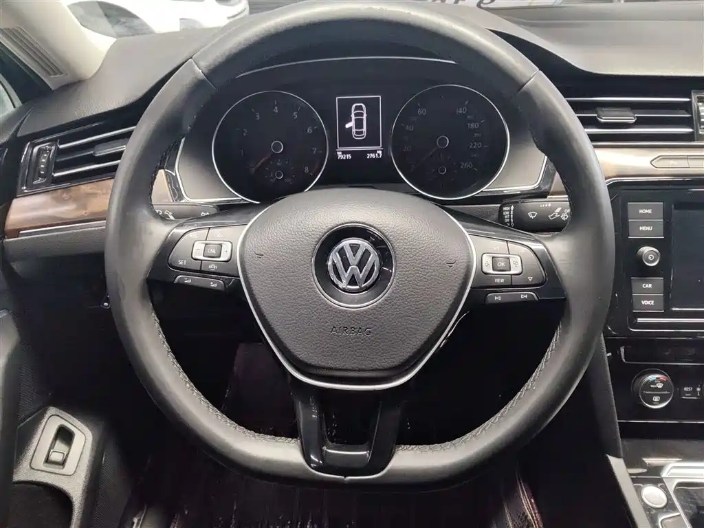 Volkswagen Magotan 2019 330TSI DSG Luxury Class China VI фото 3