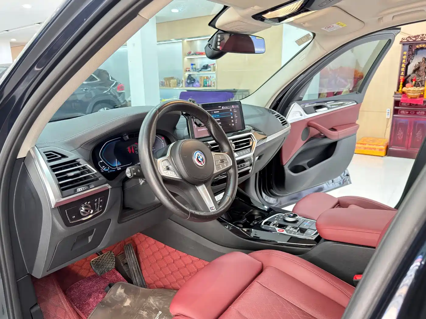 BMW iX3 2023 Leading Type фото 4
