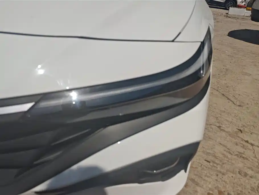 MODERN ELANTRA