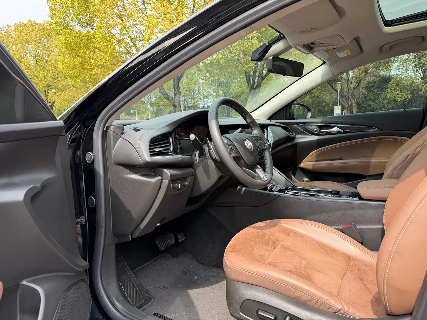 BUICK REGAL