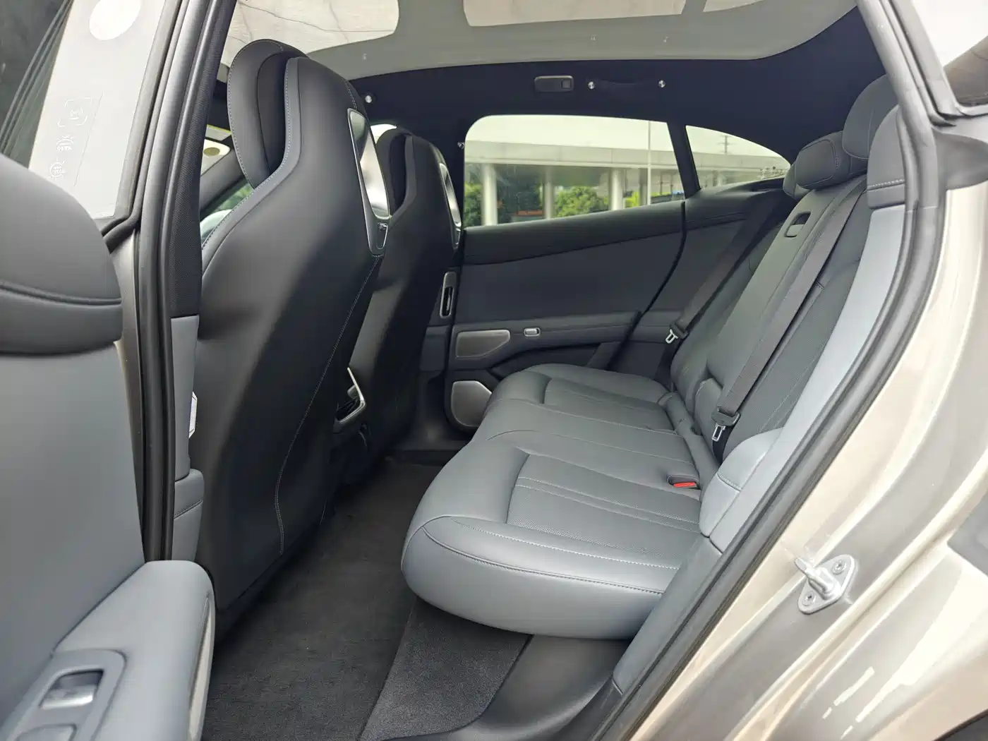 Xiaomi Auto Xiaomi YU7 2025 Extended Range AWD Pro фото 11