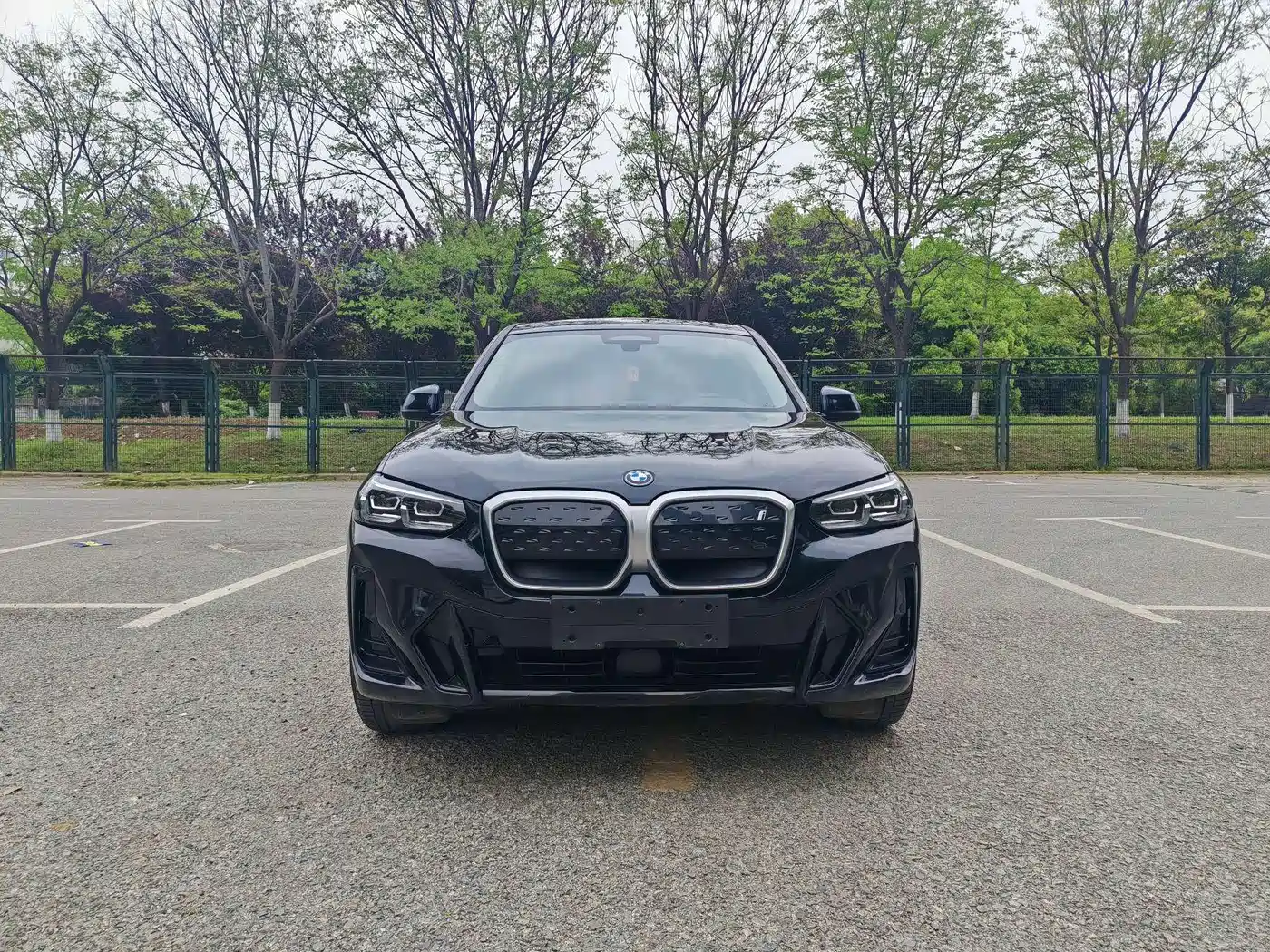 BMW iX3 2023 Leading Type фото 2