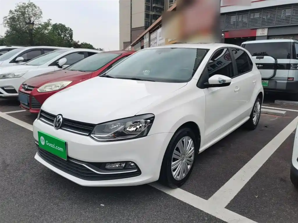 Volkswagen Polo 2016 1.6L Automatic Comfort фото 2