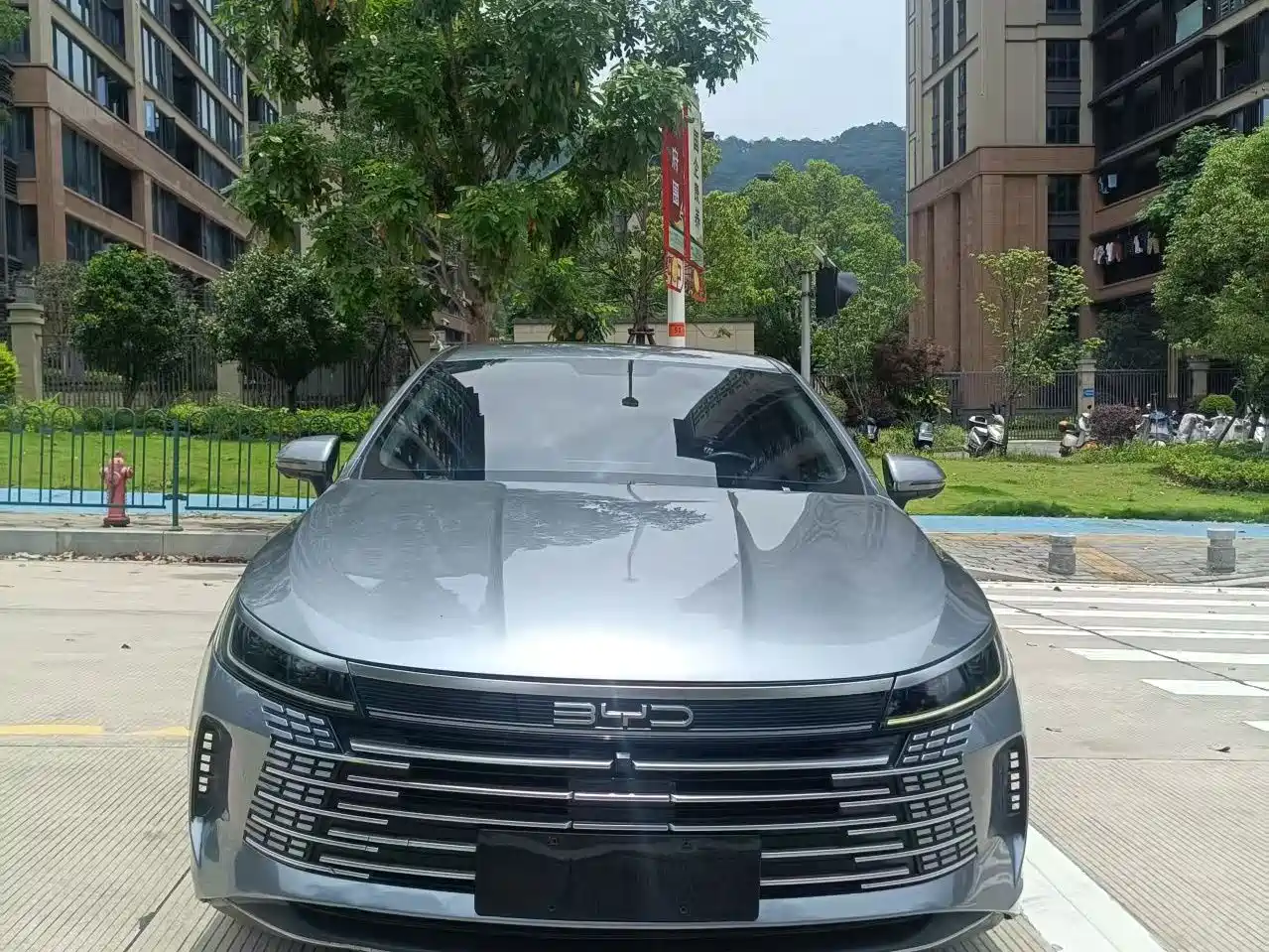 BYD Destroyer 05 2023 Model Champion Edition DM-i 120KM Luxury фото 2