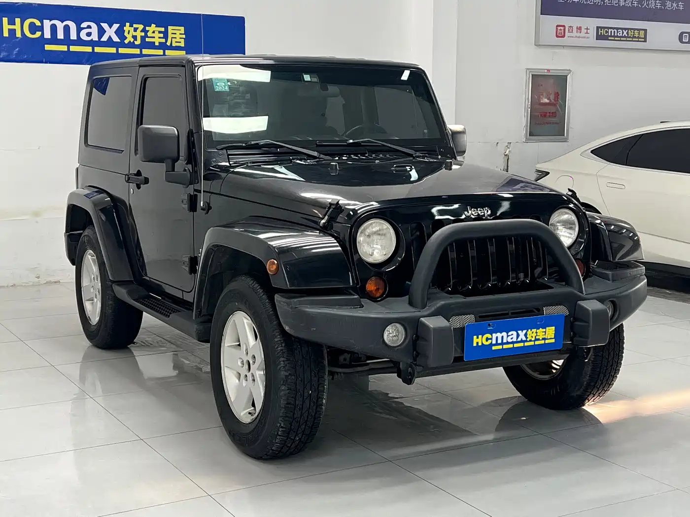 Jeep Wrangler 2010 2008 3.8L Sahara Two-Door